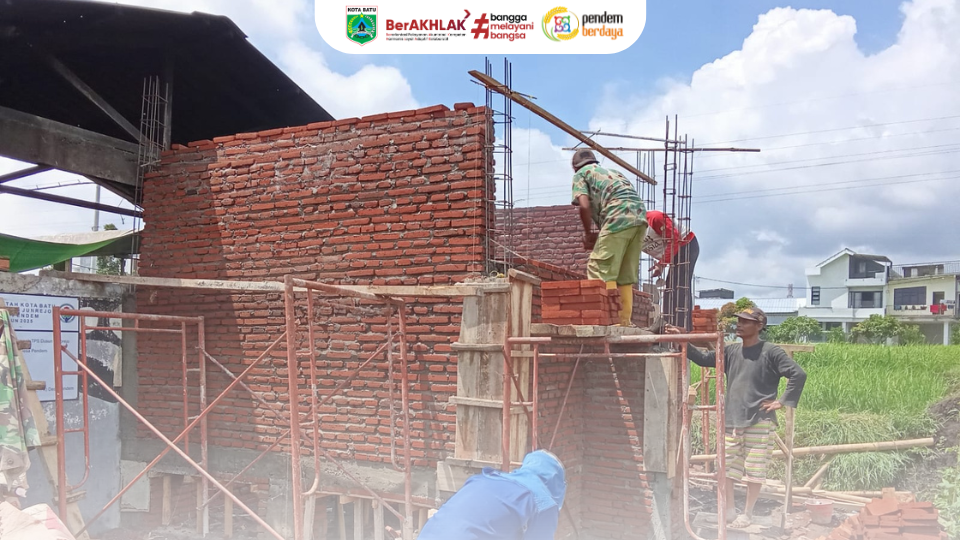 Foto Pembangunan 50%